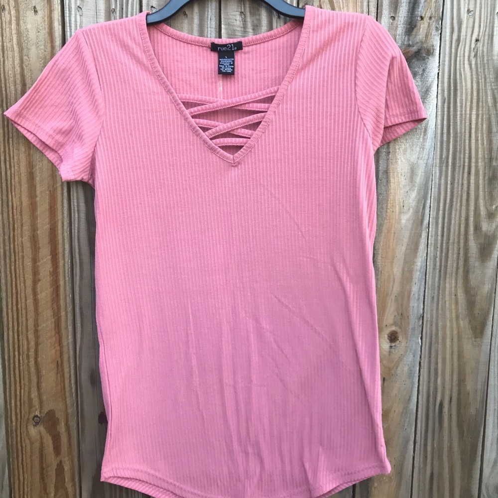 Pink short sleeve tee